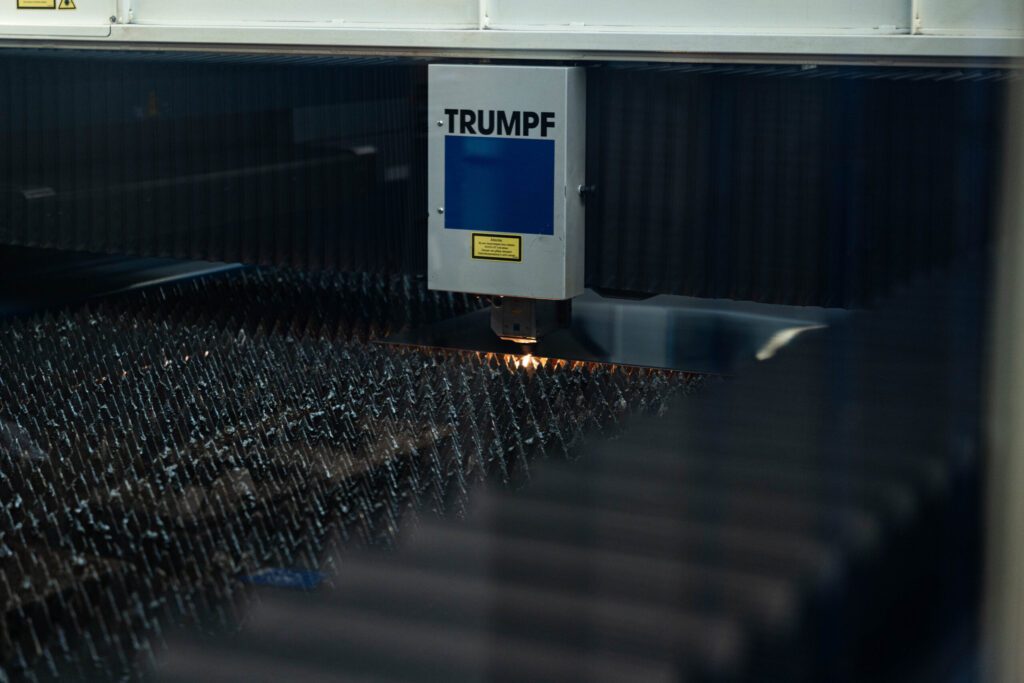 Lasersnijmachines van Eikhout Metaalwerken